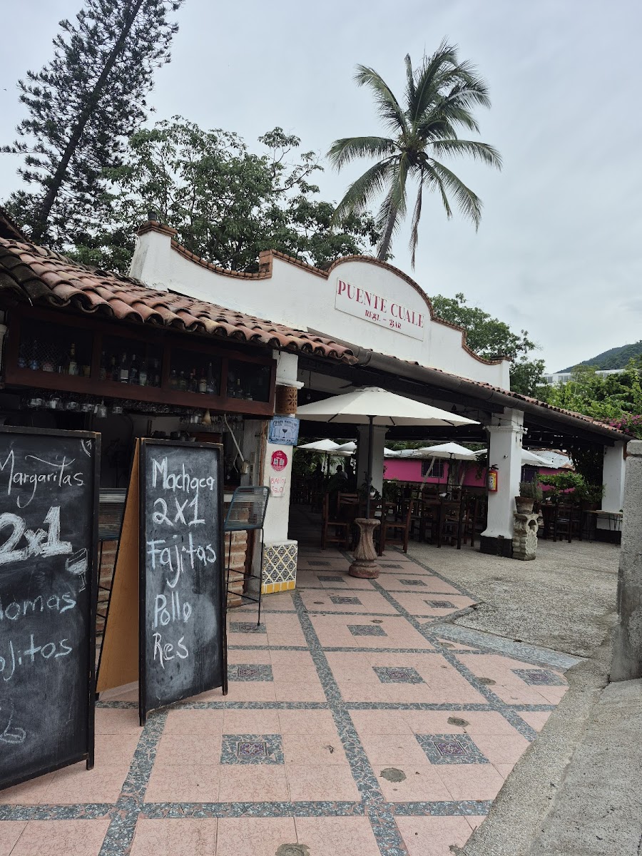 Puente Cuale Restaurant And Bar Photos 2